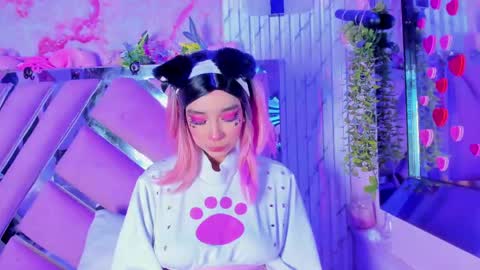 akane hikari  online show from April 20, 6:05 am