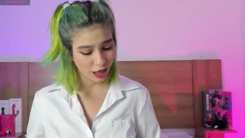 Snapshot of akatsumi_ chatting on February 16, 5:31 pm Akartsumi online show from February 16, 5:31 pm