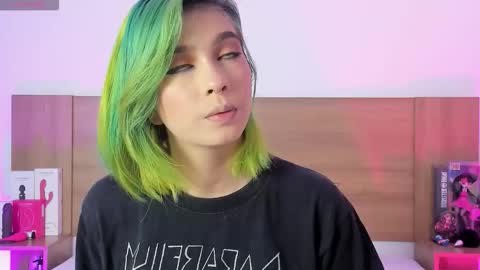 Snapshot of akatsumi_ chatting on February 17, 11:18 am Akartsumi online show from February 17, 11:18 am