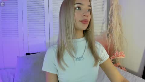 Snapshot of akemi__ chatting on May 30, 3:42 pm Abby Angel online show from May 30, 3:42 pm