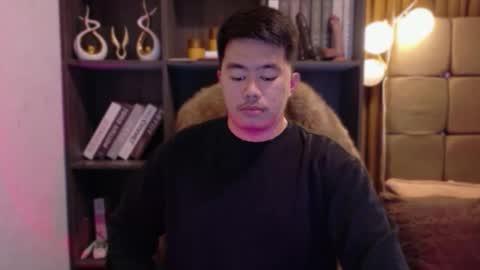 Snapshot of akihiro_morningstar chatting on December 17, 7:47 am Dave online show from December 17, 7:47 am