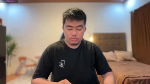 Snapshot of akihiro_morningstar chatting on June 30, 9:54 am Dave online show from June 30, 9:54 am