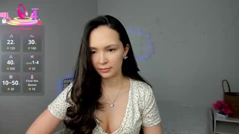 Snapshot of akino_hen chatting on February 19, 6:04 pm Kim online show from February 19, 6:04 pm