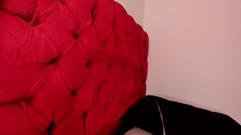 Snapshot of akirahattori__ chatting on February 3, 6:40 am akirahattori__ online show from February 3, 6:40 am