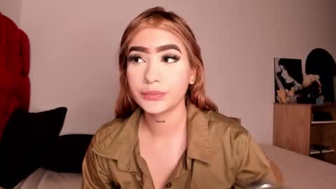 Snapshot of akirahattori__ chatting on February 5, 3:44 am akirahattori__ online show from February 5, 3:44 am