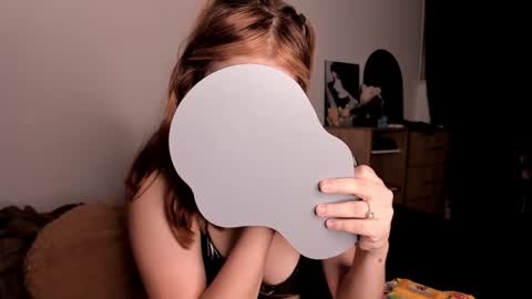 Snapshot of akirahattori__ chatting on February 8, 4:05 am akirahattori__ online show from February 8, 4:05 am