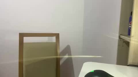 alevderler online show from March 25, 1:00 am