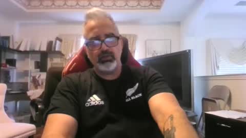 aladdin31673 online show from March 27, 3:45 pm