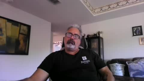 Snapshot of aladdin31673 chatting on July 3, 3:07 pm aladdin31673 online show from July 3, 3:07 pm