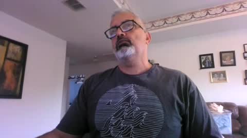 Snapshot of aladdin31673 chatting on July 18, 12:42 pm aladdin31673 online show from July 18, 12:42 pm