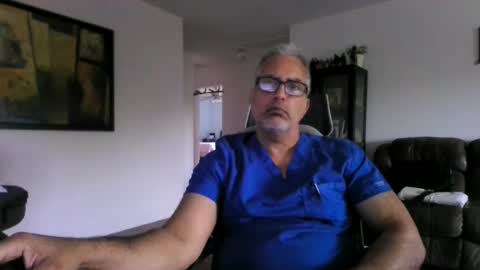 Snapshot of aladdin31673 chatting on July 29, 12:31 am aladdin31673 online show from July 29, 12:31 am
