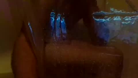 Snapshot of aladotious chatting on December 3, 10:28 am Aladotious online show from December 3, 10:28 am