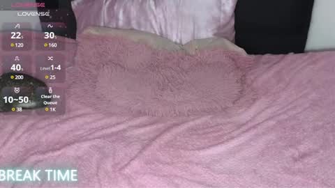 Snapshot of alahia_demon chatting on January 12, 10:34 am alahia online show from January 12, 10:34 am