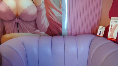 Snapshot of alaia_russo chatting on April 6, 7:26 pm ALAIAS ROOM online show from April 6, 7:26 pm