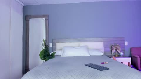 alaiaguerra online show from September 22, 2:41 pm