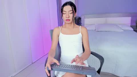 alaiaguerra online show from November 2, 7:49 pm