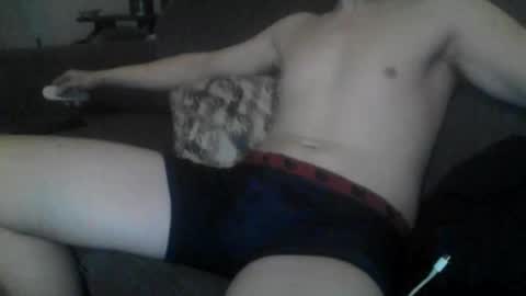 Tom online show from February 9, 2:15 am