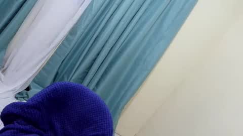 Snapshot of alaiza_malinao chatting on June 9, 10:38 am alaiza_malinao online show from June 9, 10:38 am
