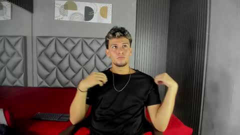 Snapshot of alan__smith chatting on November 25, 7:47 pm alan__smith online show from November 25, 7:47 pm