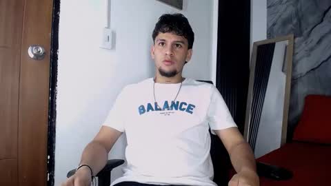 Snapshot of alan__smith chatting on January 8, 9:50 pm alan__smith online show from January 8, 9:50 pm