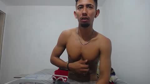 Snapshot of alan_gay chatting on October 26, 1:28 pm Alan online show from October 26, 1:28 pm