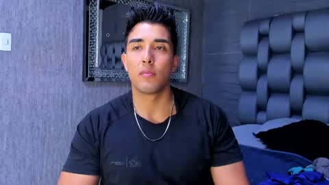 Snapshot of alan_greek_1 chatting on April 14, 11:55 pm Alan greek online show from April 14, 11:55 pm
