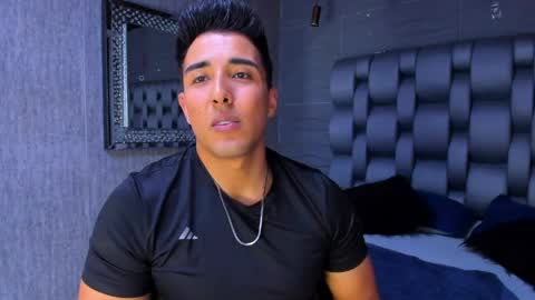 Snapshot of alan_greek_1 chatting on April 15, 11:27 pm Alan greek online show from April 15, 11:27 pm