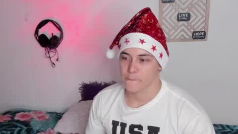 Alan Hadid online show from December 8, 5:29 am