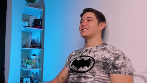 Alan Hadid online show from November 11, 8:53 pm