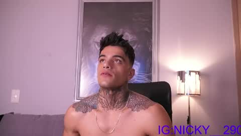 Snapshot of alan_morrys chatting on May 7, 12:38 am alan_morrys online show from May 7, 12:38 am