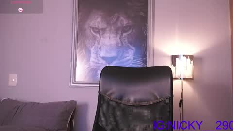 Snapshot of alan_morrys chatting on May 14, 1:34 am alan_morrys online show from May 14, 1:34 am