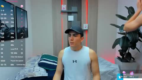 Alan  Kevin can we reach 100 thumbs up please guys  online show from November 12, 7:13 pm