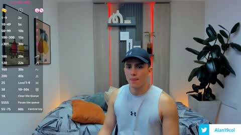 Alan  Kevin can we reach 100 thumbs up please guys  online show from March 28, 7:02 pm