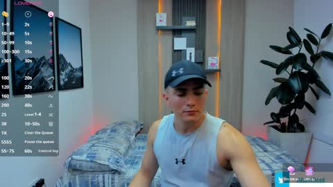 Alan  Kevin can we reach 100 thumbs up please guys  online show from April 10, 7:07 pm