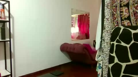 alan_noel online show from March 17, 3:59 pm