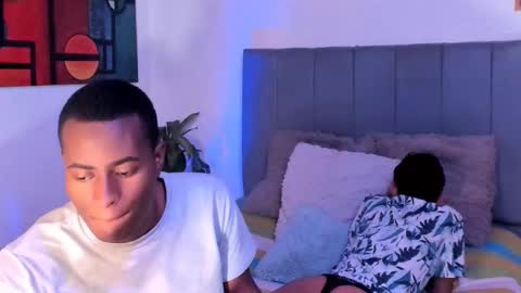 Alan and Criss - WE JUST FRIENDS WITH BENEFITS BOTH VERS online show from October 10, 2:21 am