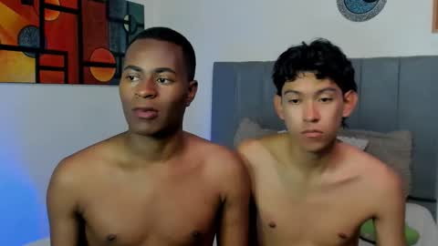 Alan and Criss - WE JUST FRIENDS WITH BENEFITS BOTH VERS online show from December 23, 4:43 am