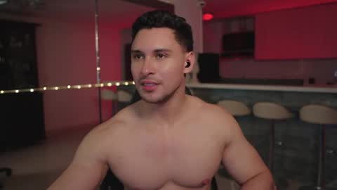 Snapshot of alan_vidal chatting on June 5, 6:52 am Alan Vidal online show from June 5, 6:52 am