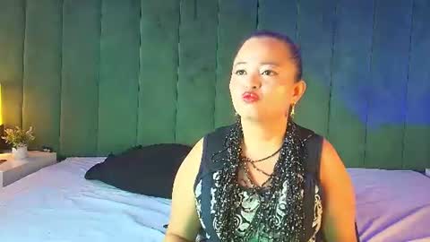ALANA PETITE online show from July 16, 1:28 pm