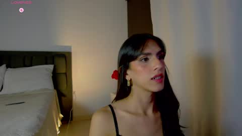 Snapshot of alana_sofia_ chatting on May 7, 4:12 pm Alana Tobias online show from May 7, 4:12 pm