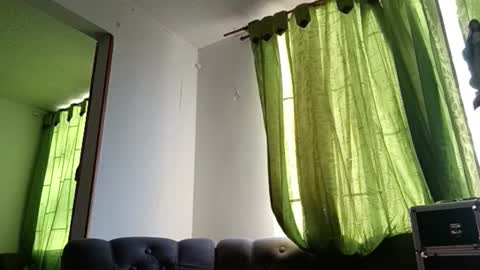 Snapshot of alana_stark chatting on September 9, 11:21 am isabella online show from September 9, 11:21 am