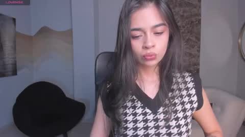 Alana online show from January 17, 11:48 am