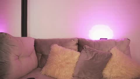 Alanna online show from April 10, 4:28 am