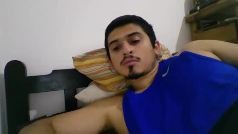 Snapshot of alanargenttt25 chatting on November 17, 4:13 pm alanargenttt25 online show from November 17, 4:13 pm