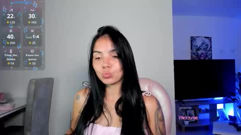 Snapshot of alanatate chatting on October 28, 12:36 am Alanatate online show from October 28, 12:36 am