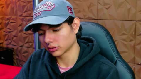 Snapshot of alandelrey57 chatting on February 24, 3:37 am ALAN DEL REY online show from February 24, 3:37 am