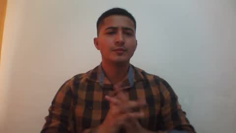 Snapshot of alanj998 chatting on May 1, 6:12 pm alanj998 online show from May 1, 6:12 pm