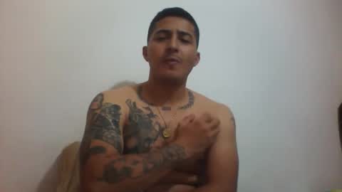 Snapshot of alanj998 chatting on May 18, 5:46 am alanj998 online show from May 18, 5:46 am