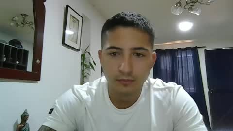 Snapshot of alanj998 chatting on June 27, 5:29 pm alanj998 online show from June 27, 5:29 pm