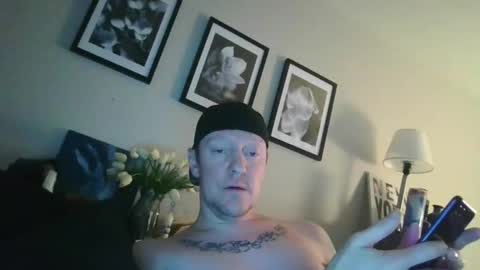 alanjonjunior85 online show from April 9, 8:47 pm